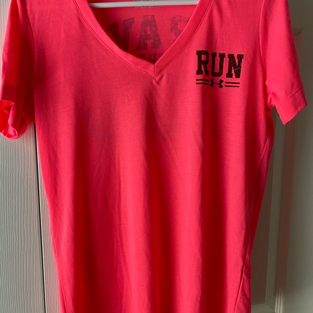 Under Armour Womens Tech Shirt, Size Medium, Pink